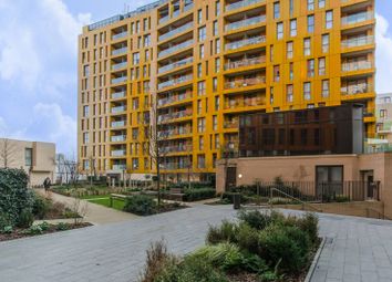 2 Bedrooms Flat for sale in Cable Walk, Greenwich SE10