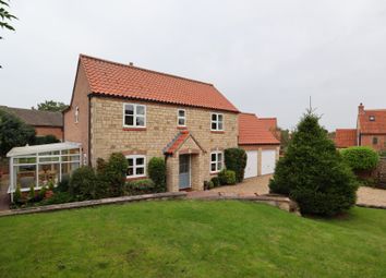 Thumbnail Detached house for sale in Grantham Road, Navenby