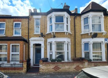 Thumbnail 3 bed flat to rent in Elm Road, London
