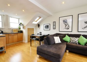 Thumbnail 2 bedroom flat to rent in Earlsfield Road SW18, Earlsfield, London,