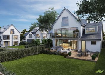 Thumbnail 4 Bedroom Detached House For Sale In 4 Regal Court Old Rydon Lane Thumbnail 4 Bedroom Detached House For Sale In 4 Regal Court Old Rydon Lane