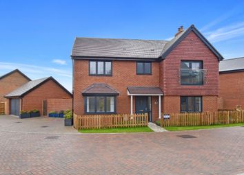 Thumbnail Detached house for sale in Waylett Crescent, Warehorne