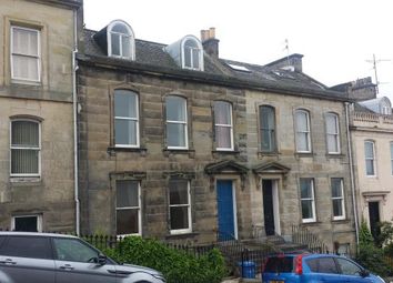 5 Bedroom Town house for rent