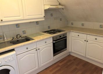 Thumbnail Flat to rent in Springwood Crescent, Edgware, Middlesex