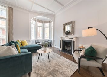 Thumbnail 2 bedroom flat to rent in Mount Street, Mayfair