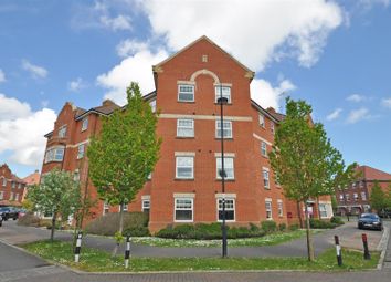 Thumbnail Flat for sale in Reid Crescent, Hellingly, Hailsham