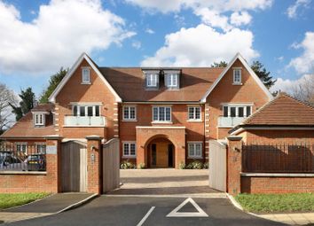 Thumbnail Flat to rent in Amersham Road, Beaconsfield