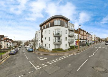 Thumbnail 2 bed flat for sale in Palmerston Road, Westcliff-On-Sea