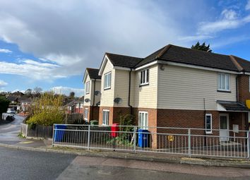Thumbnail Flat to rent in Lansdown Road, Sittingbourne