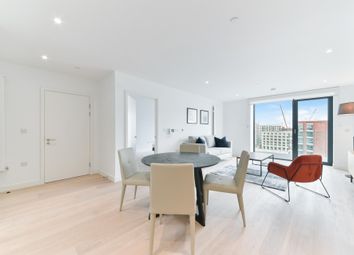 1 Bedrooms Flat for sale in Park View Place, Royal Wharf, London E16