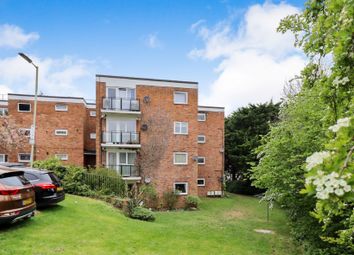 Thumbnail 2 bed flat for sale in Clarendon Road, Harpenden