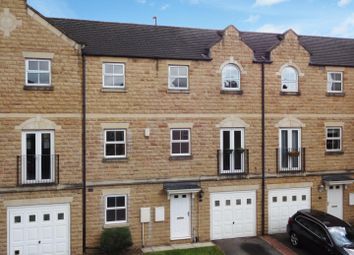 3 Bedrooms Town house for sale in Narrowboat Wharf, Rodley, Leeds LS13