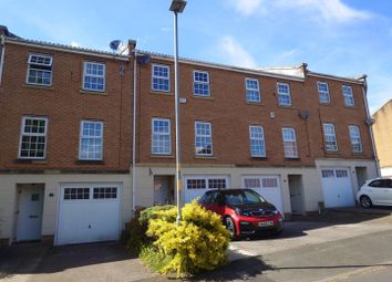 Thumbnail Terraced house for sale in Brookhey, Hyde