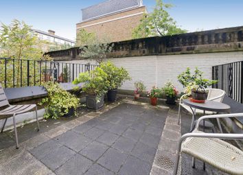 3 Bedrooms Flat to rent in Lexham Gardens, London W8