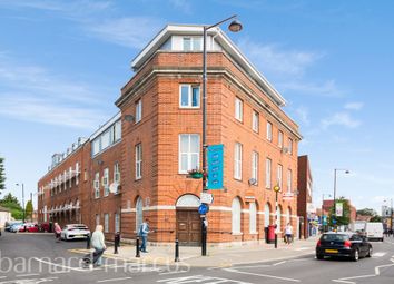 Thumbnail 2 bedroom flat for sale in Station Road, Hayes
