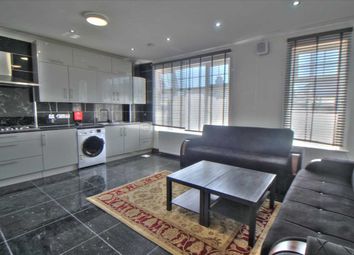 5 Bedrooms Maisonette to rent in Sidney Avenue, London N13