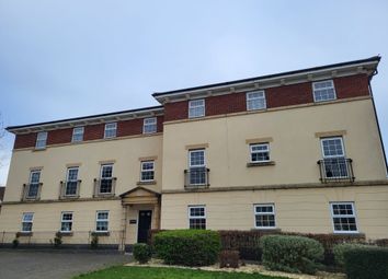 Thumbnail Flat to rent in Birkdale Close, Swindon