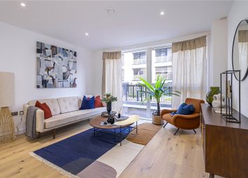 Thumbnail 2 bed flat for sale in Goswell Road, London