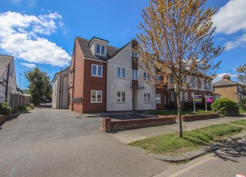 2 bed flat for sale in Carlton Avenue, Westcliff-On-Sea SS0