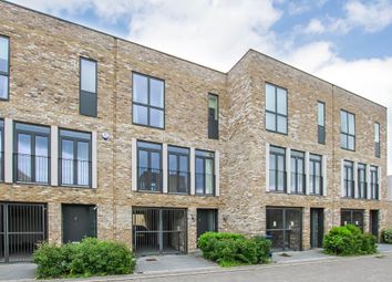 3 Bedroom Town house for sale