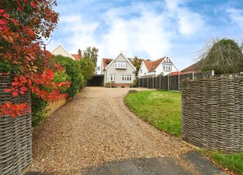 Thumbnail 2 bed detached house for sale in Holton Road, Halesworth