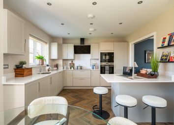 A Sociable Kitchen/Dining Room To Cook And Dine