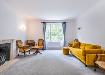 Thumbnail Flat to rent in St. Georges Square, London