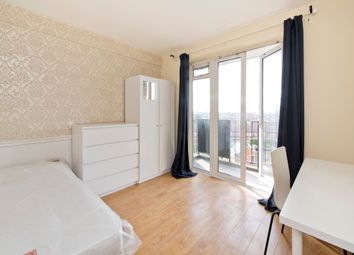 4 Bedrooms Flat to rent in Treverton Towers, Treverton Street, London W10