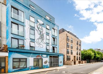 Thumbnail Flat to rent in Mowlem Street, Bethnal Green