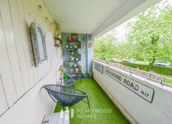 Thumbnail 2 bed flat for sale in Frobisher Road, St. Albans