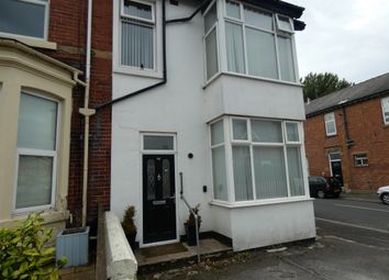 Thumbnail 2 bed flat to rent in Woodland Grove, Blackpool