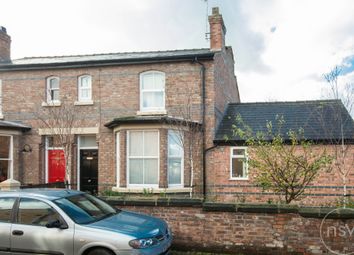 6 Bedroom Semi-detached house for rent