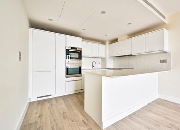 Thumbnail Flat for sale in Queenstown Road, London