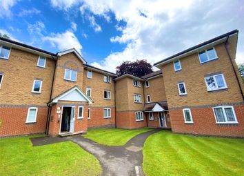 Thumbnail 2 bed flat to rent in Masefield Gardens, Crowthorne, Berkshire
