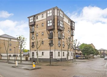 Thumbnail 2 bed flat for sale in Gatcombe Road, London, London