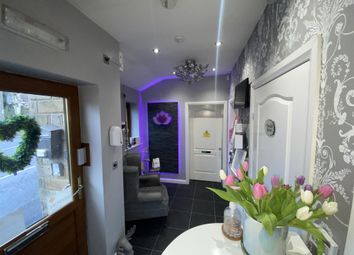 Thumbnail Commercial property for sale in Beauty, Therapy &amp; Tanning HX3, Northowram, West Yorkshire