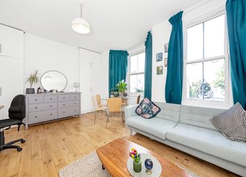 Thumbnail 1 bed flat to rent in Fenwick Road, Peckham Rye, London