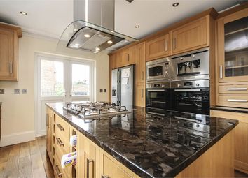 5 Bedroom Semi-detached house for rent