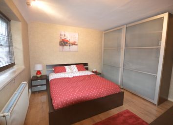 Thumbnail Room to rent in Hilary Road, London