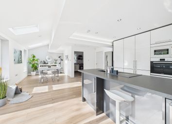 Open Plan Family Dining Kitchen