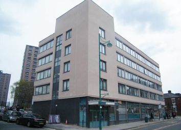 2 Bedrooms Flat to rent in Renaissance House, Stockport SK1