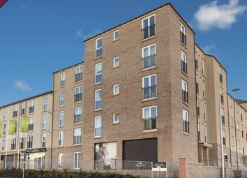 2 Bedrooms Flat to rent in Flaxmill Place, Newhaven Road, Edinburgh EH6