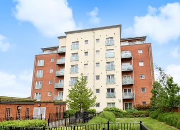 Thumbnail 2 bed flat to rent in Jeffrey Place, Caversham Road, Reading