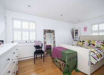 Thumbnail 4 bedroom property for sale in Holcroft Road, Victoria Park, London