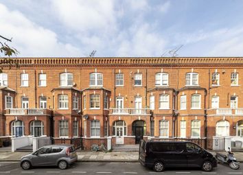 Thumbnail Flat to rent in Fairholme Road, London