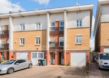 Thumbnail Town house to rent in The Gateway, Watford