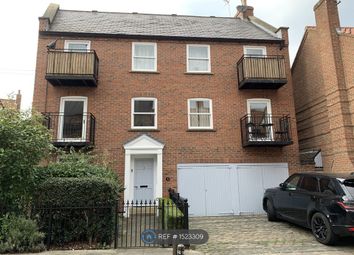 Thumbnail Flat to rent in St. Andrewgate, York