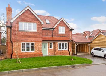 Thumbnail 4 bedroom detached house for sale in Oldencraig Mews, Lingfield