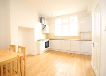 4 Bedrooms Flat to rent in Lodge Mansions Parade, Green Lanes, London N13