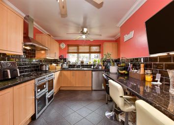 Kitchen/ Breakfast Room